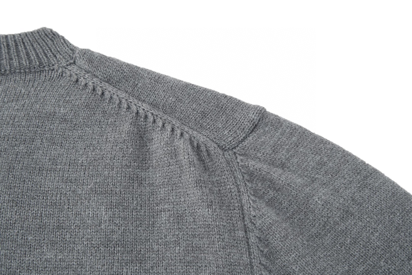 PRADA 普拉达 刺绣标识羊毛针织毛衣 针织衫 长袖 白色 黑色 灰色 B0 