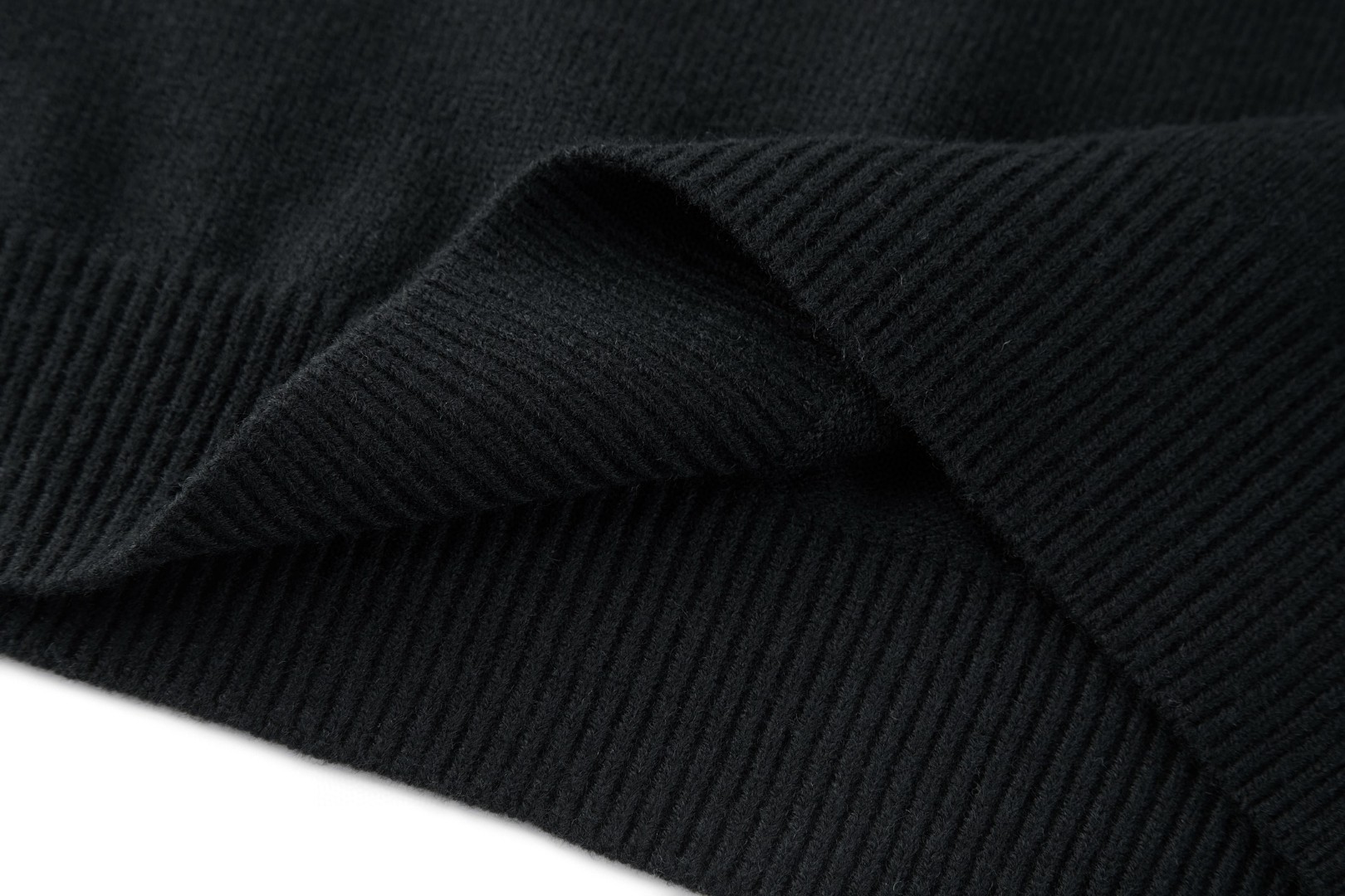 PRADA 普拉达 刺绣标识羊毛针织毛衣 针织衫 长袖 白色 黑色 灰色 B0 