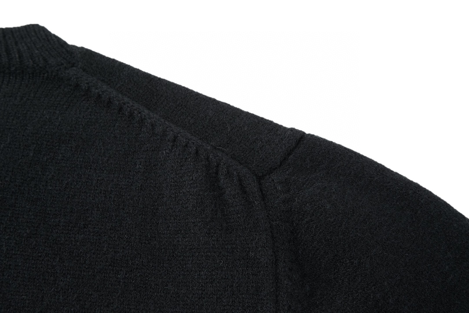 PRADA 普拉达 刺绣标识羊毛针织毛衣 针织衫 长袖 白色 黑色 灰色 B0 