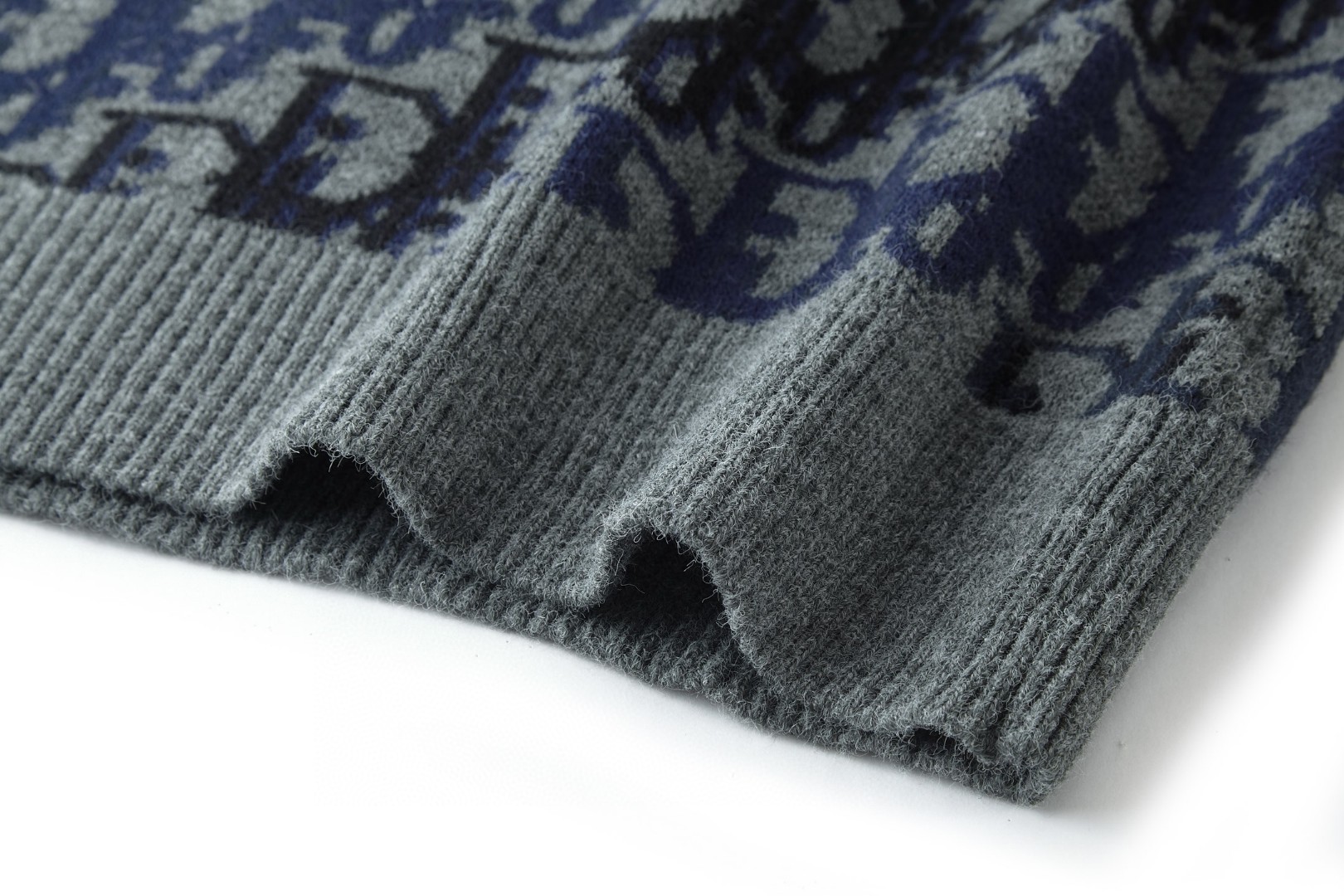 DIOR 迪奥 满印老花提花毛衣 针织衫 外套 长袖 B0 613M626A2026-C885