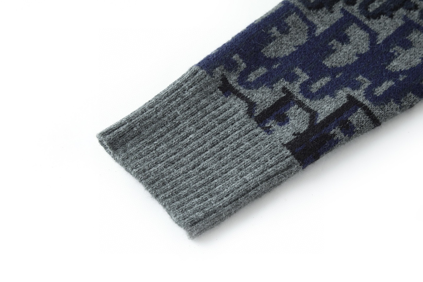 DIOR 迪奥 满印老花提花毛衣 针织衫 外套 长袖 B0 613M626A2026-C885