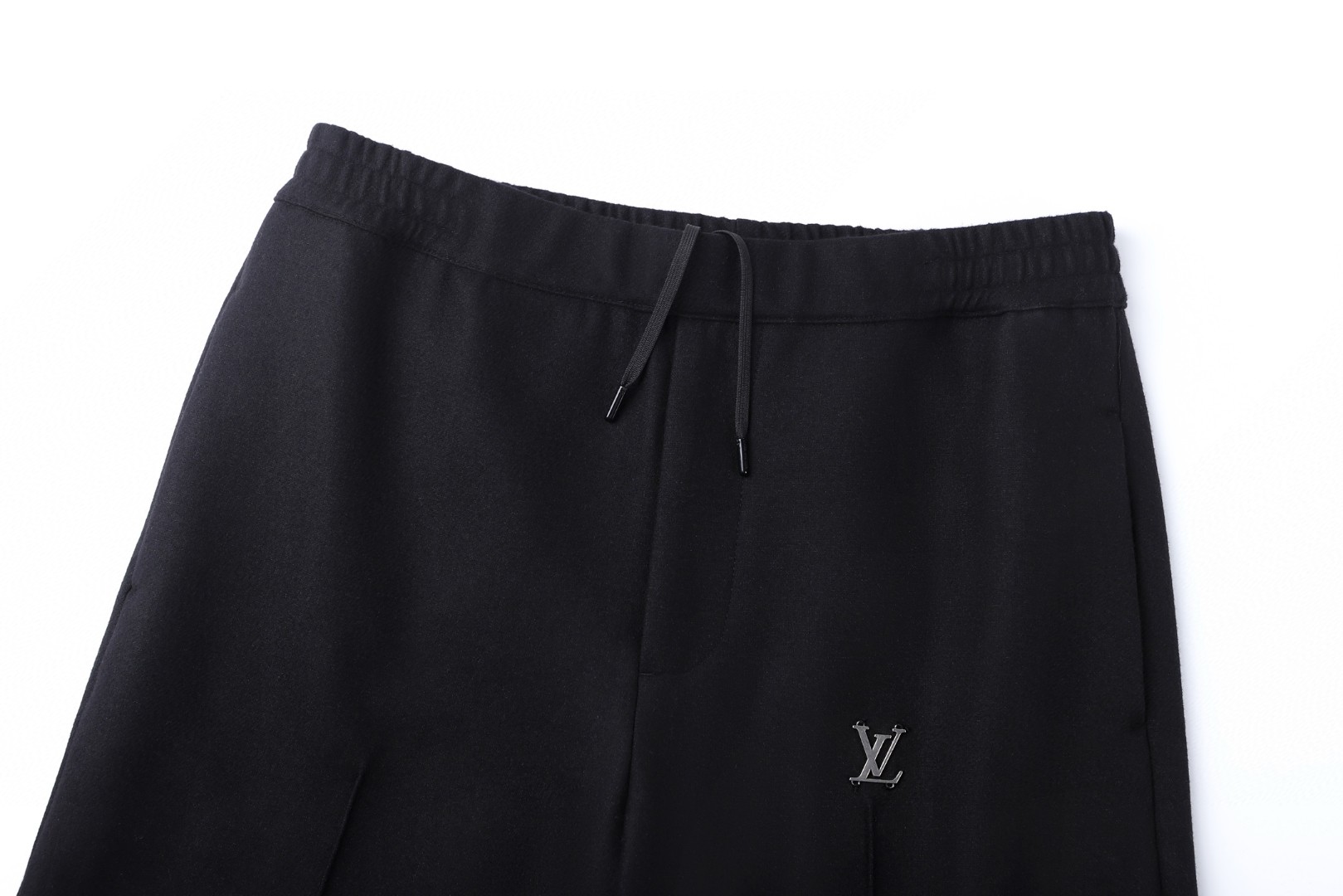 LOUIS VUITTON 路易威登 铁标科技休闲裤 运动裤 裤子 长裤 黑色 B0 1AIWGE