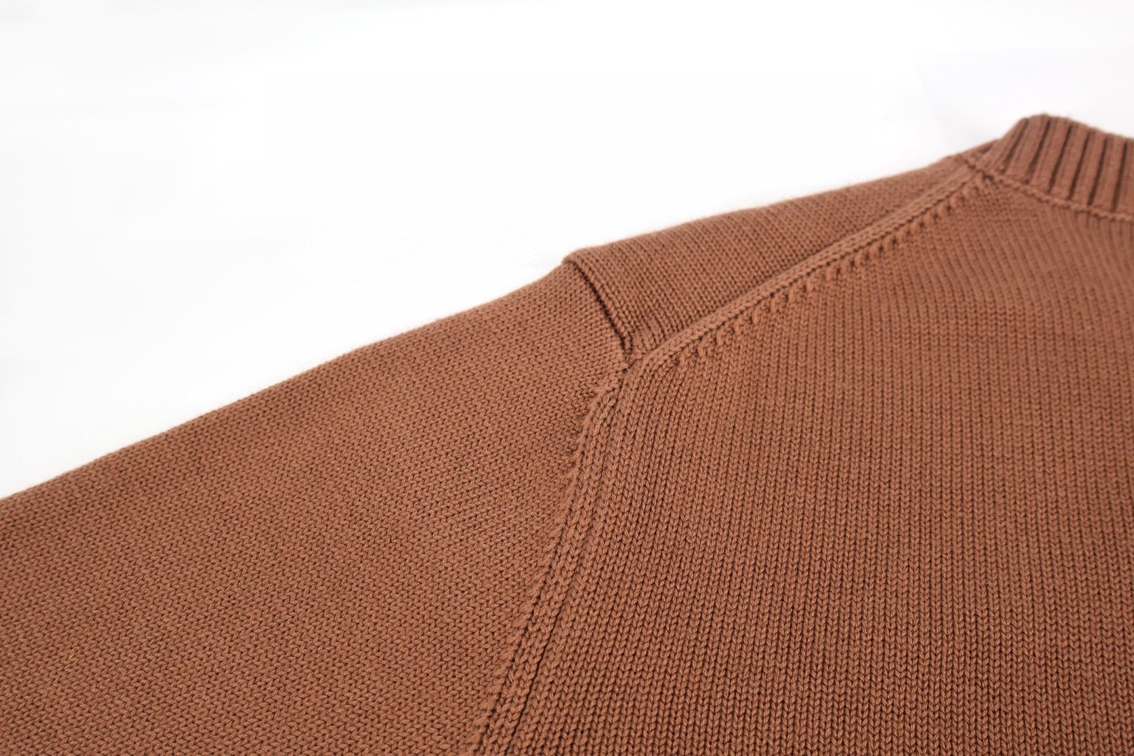 PRADA 普拉达 羊绒后领布标针织衫 开衫 毛衣 长袖 黑色 棕色 B0 UMG414-17TU-F0040-S-OOO