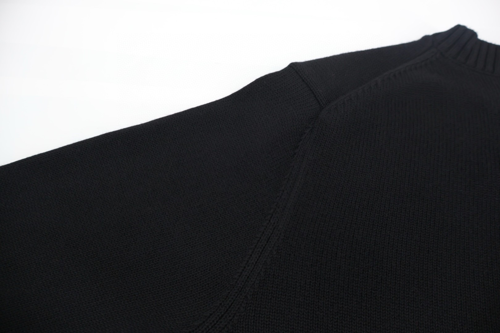 PRADA 普拉达 羊绒后领布标针织衫 开衫 毛衣 长袖 黑色 棕色 B0 UMG414-17TU-F0040-S-OOO