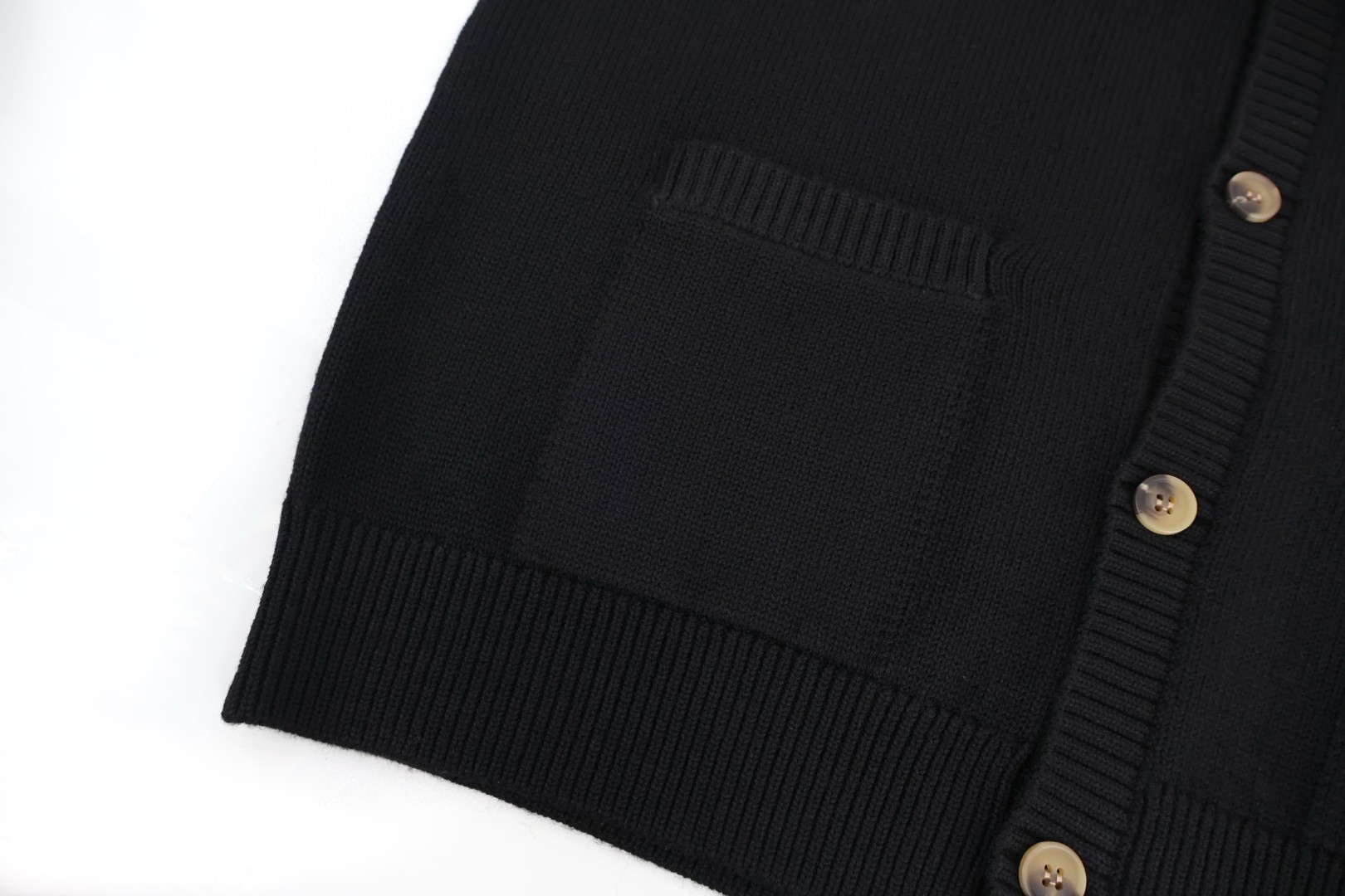 PRADA 普拉达 羊绒后领布标针织衫 开衫 毛衣 长袖 黑色 棕色 B0 UMG414-17TU-F0040-S-OOO