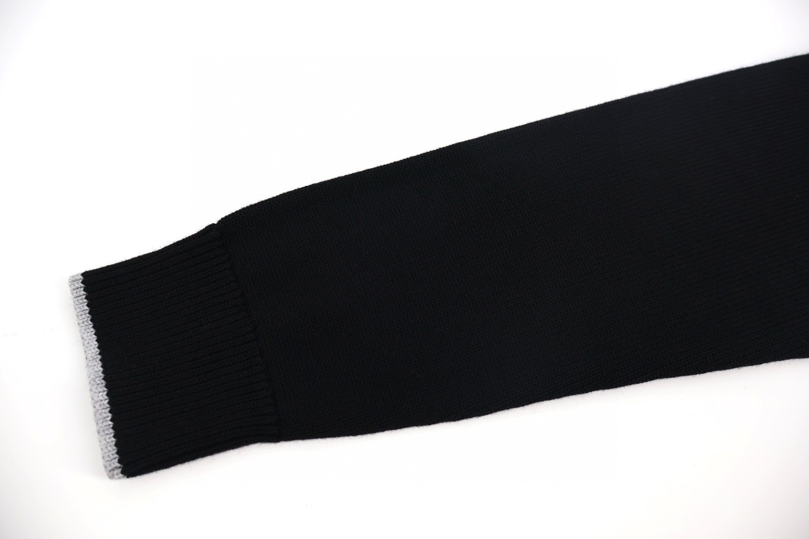 Moncler 蒙口 徽标高领毛衣 针织衫 秋冬 外套 灰色 黑色 B0 K20919F00003M7751910