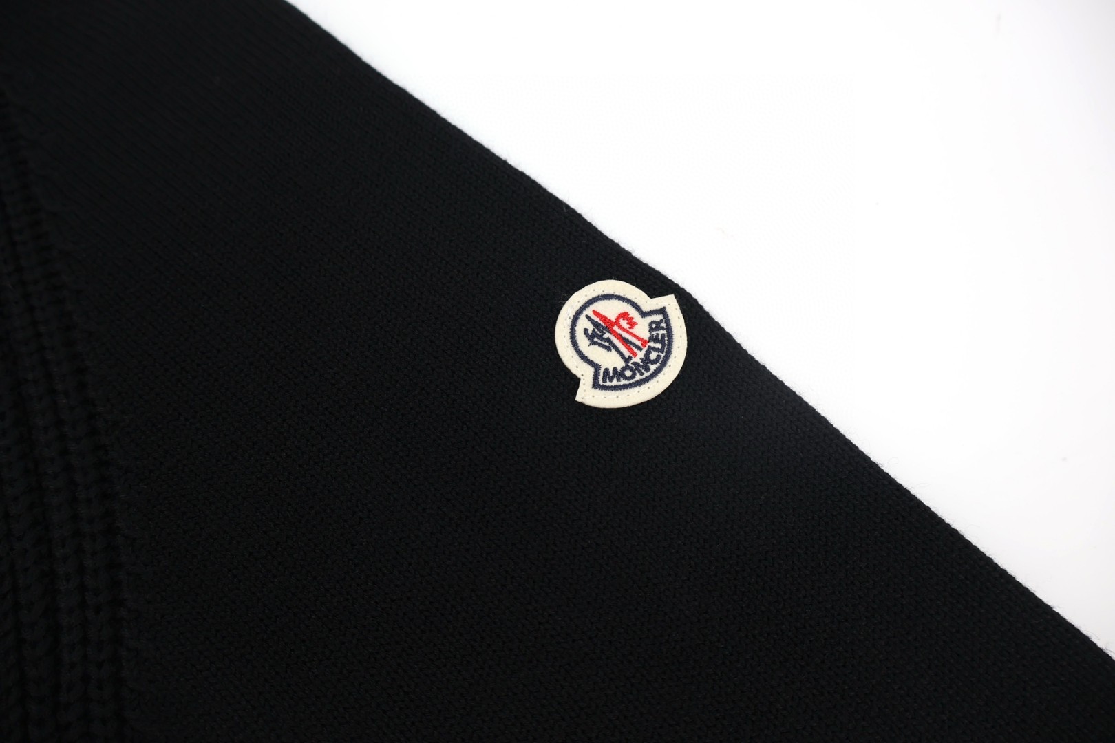 Moncler 蒙口 徽标高领毛衣 针织衫 秋冬 外套 灰色 黑色 B0 K20919F00003M7751910