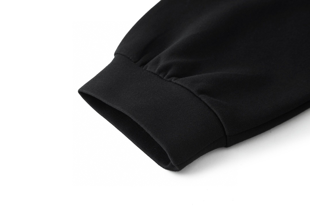 PRADA 普拉达 尼龙拼接空气层卫衣 套头 外套 长袖 深蓝色 黑色 B0 UJL90B-11OQ-F0008