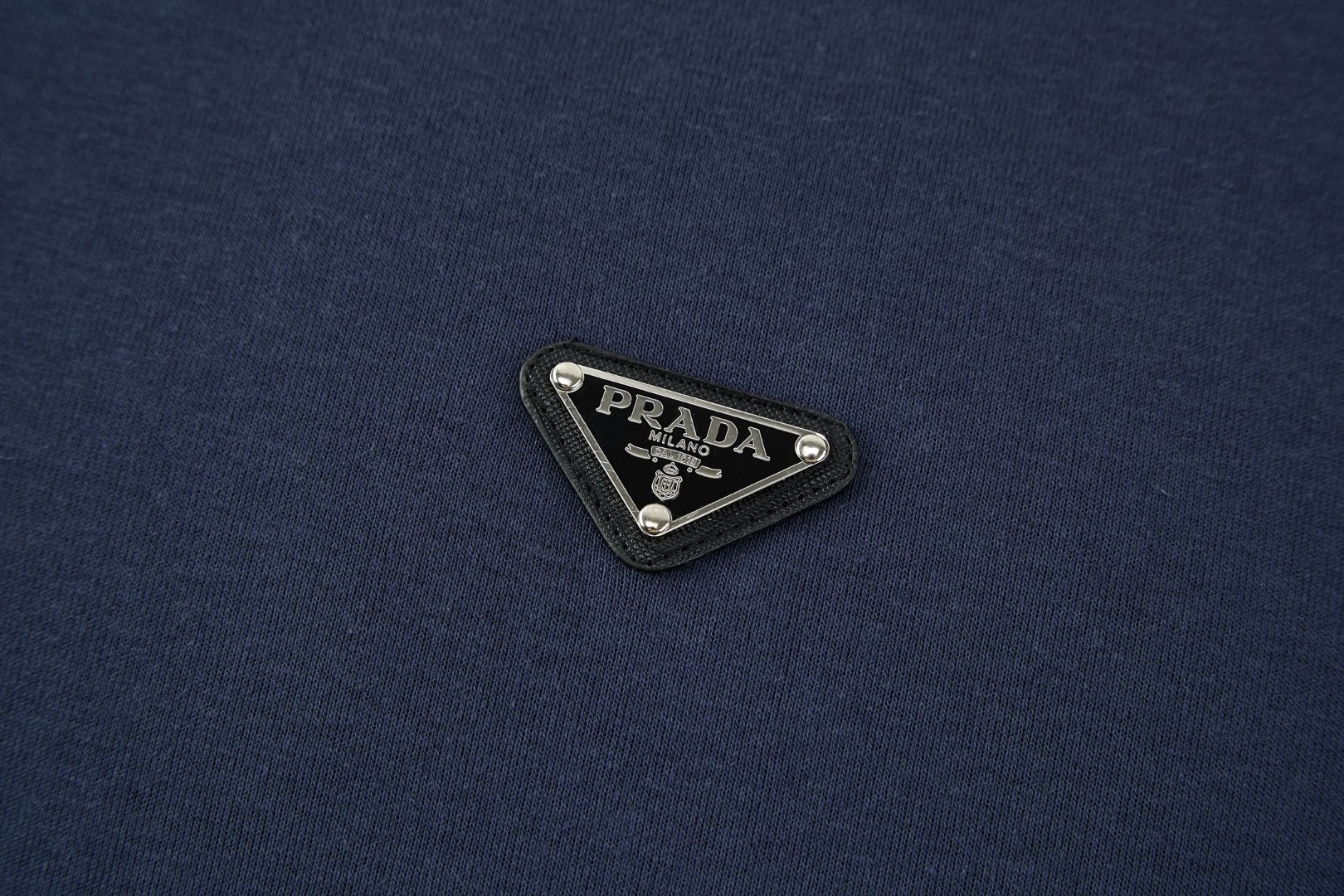 PRADA 普拉达 尼龙拼接空气层卫衣 套头 外套 长袖 深蓝色 黑色 B0 UJL90B-11OQ-F0008