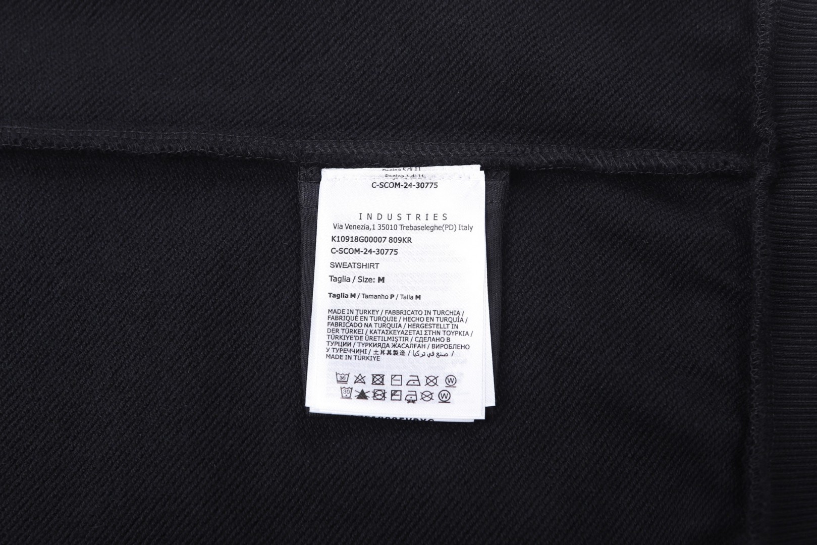 Moncler 蒙口 重影印花圆领卫衣 秋冬 外套 黑色 白色 A5 K10918G00007809KR999