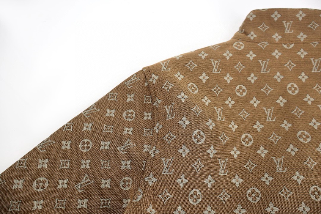 LOUIS VUITTON 路易威登 老花立领外套 夹克 红色 C2 1AHXXC