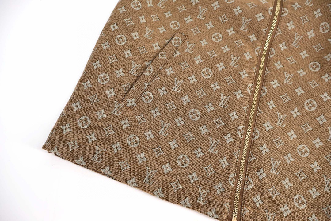 LOUIS VUITTON 路易威登 老花立领外套 夹克 红色 C2 1AHXXC