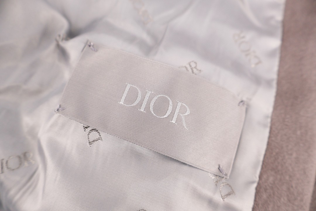 DIOR 迪奥 麂皮拼皮袖刺绣棒球服夹克 外套 长袖 C5 583L434A0700-C884