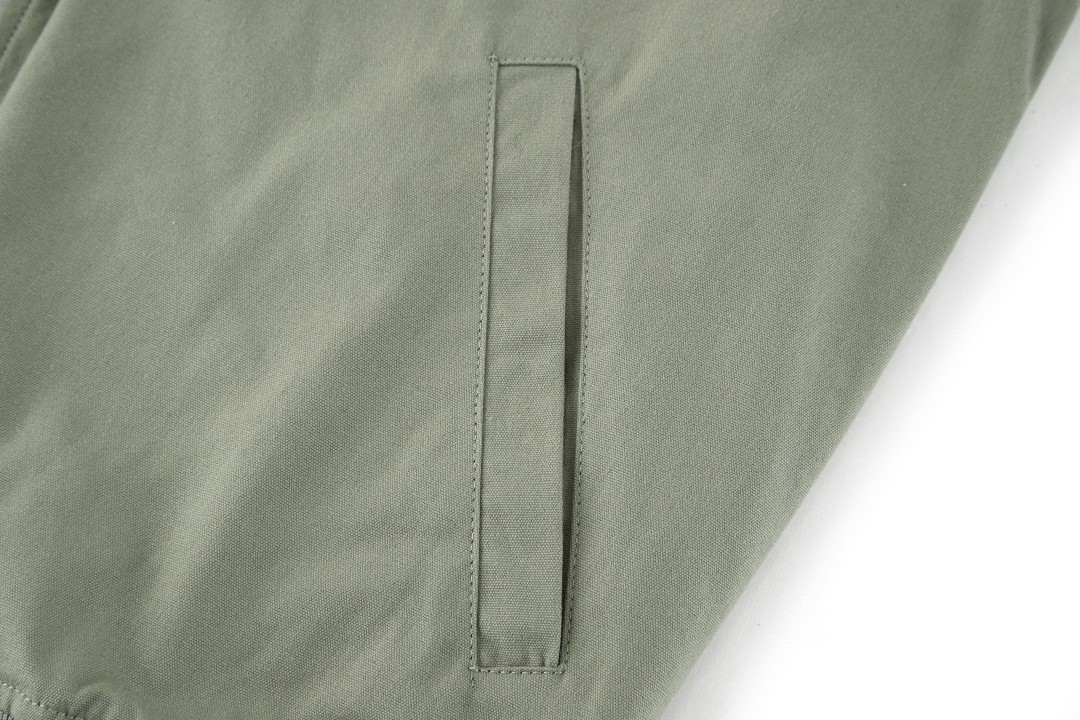 DIOR 迪奥 胸章刺绣棒球服 夹克 外套 长袖 灰绿色 米白色 B5 143C432G6107-C886