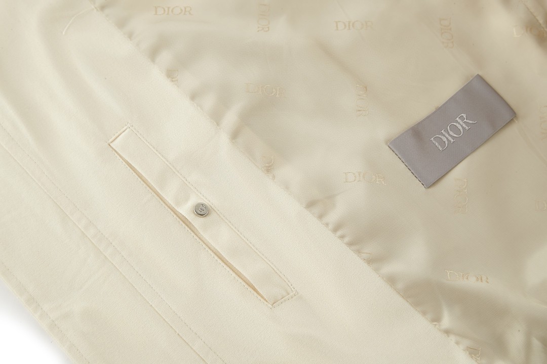 DIOR 迪奥 胸章刺绣棒球服 夹克 外套 长袖 灰绿色 米白色 B5 143C432G6107-C886