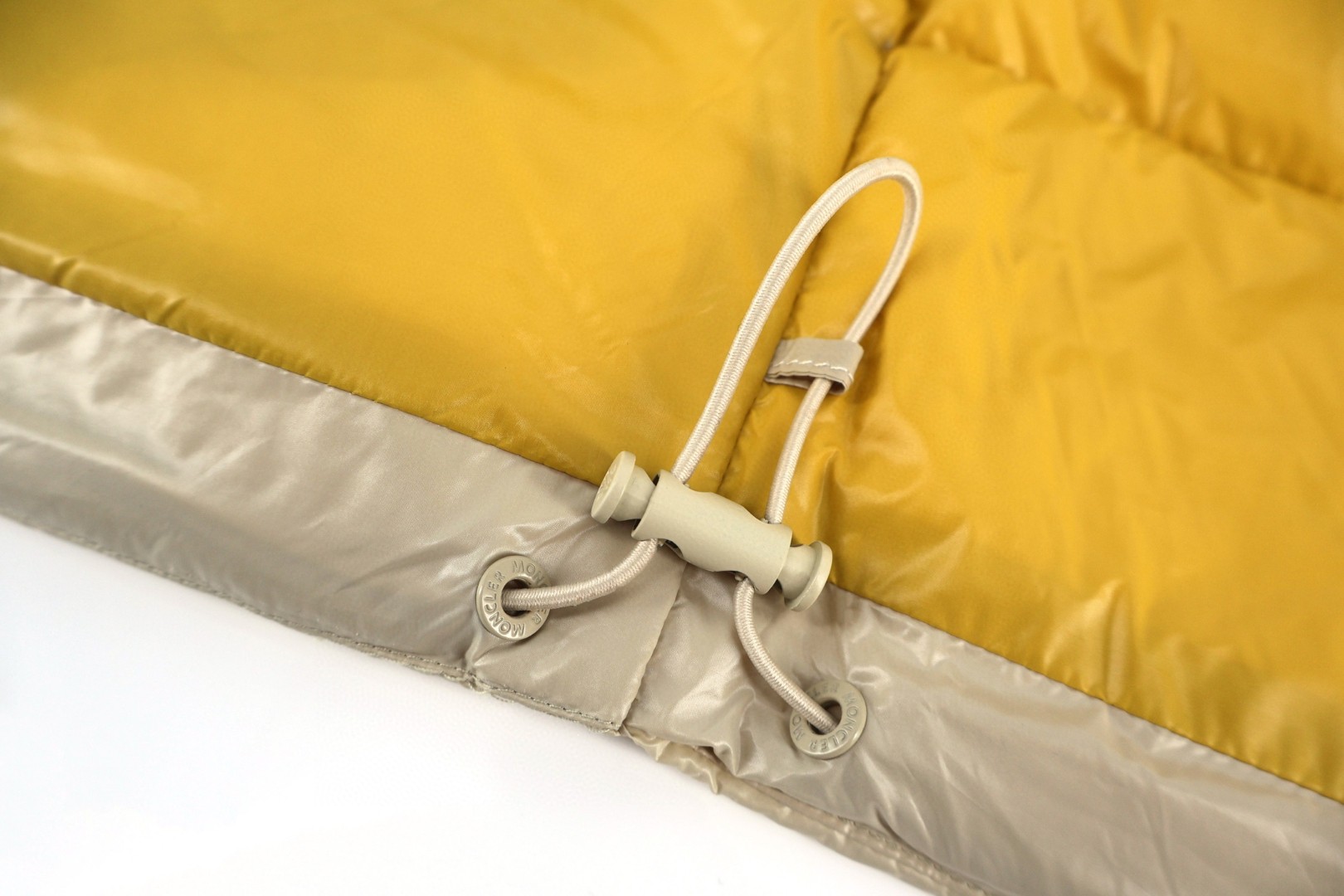 Moncler 蒙口 胖子系列羽绒服 夹克 保暖 外套 深绿色 黑色 米白色 D5 K20911A00130596XEP80