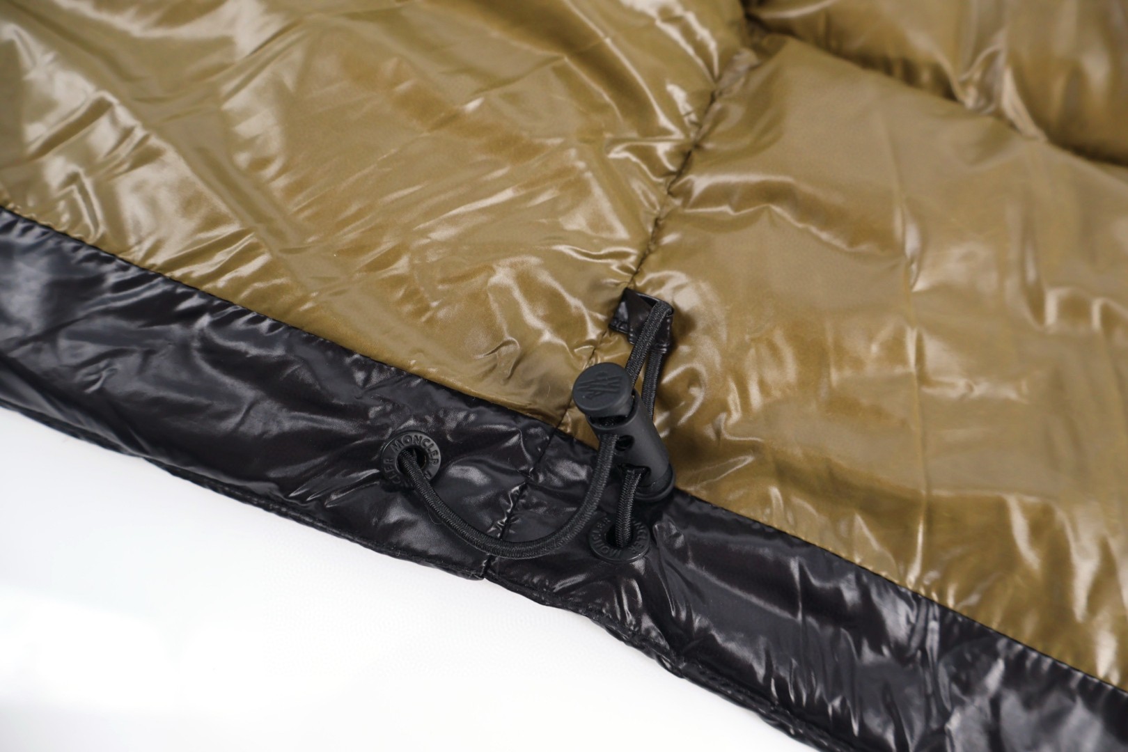 Moncler 蒙口 胖子系列羽绒服 夹克 保暖 外套 深绿色 黑色 米白色 D5 K20911A00130596XEP80