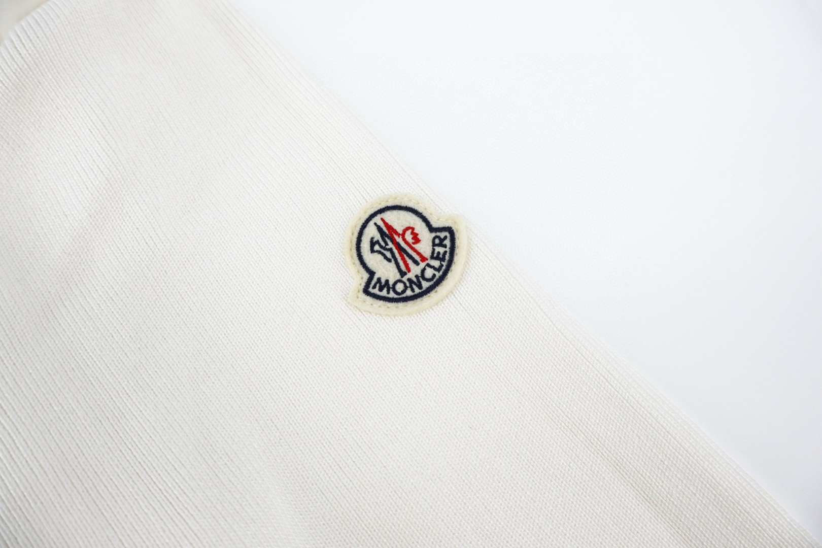 Moncler 蒙口 毛织拼接羽绒服 夹克 保暖 外套 女款 黑色 白色 C5 G20939B00030M1131030