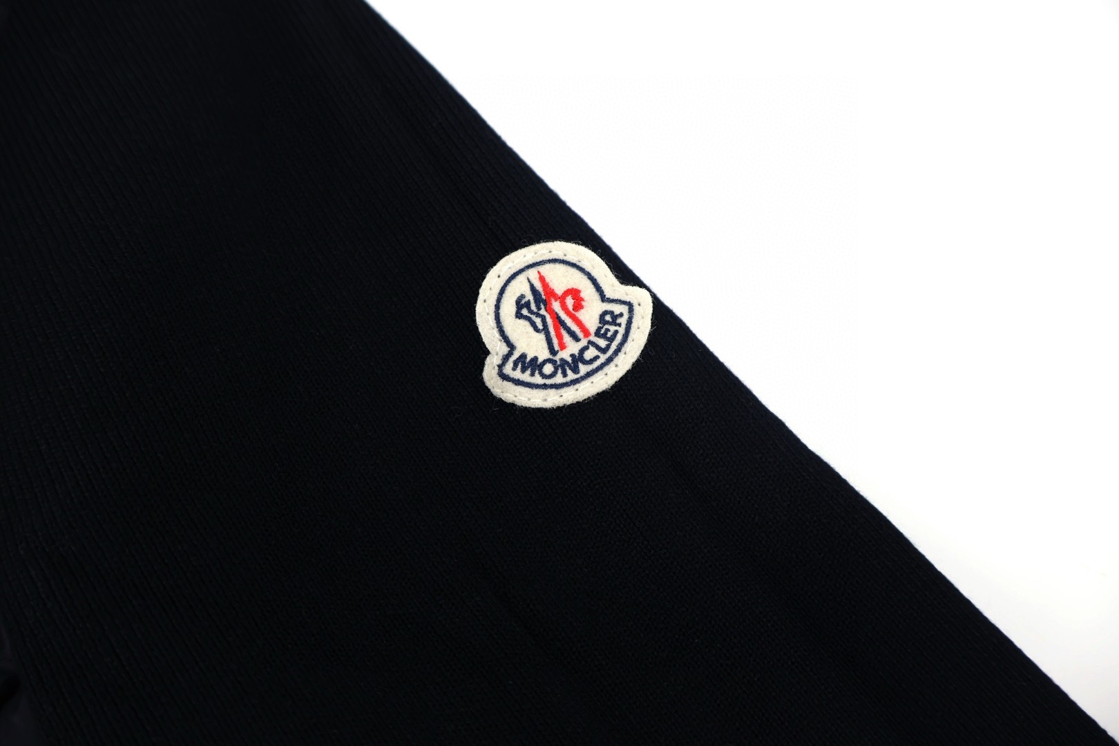 Moncler 蒙口 毛织拼接羽绒服 夹克 保暖 外套 女款 黑色 白色 C5 G20939B00030M1131030