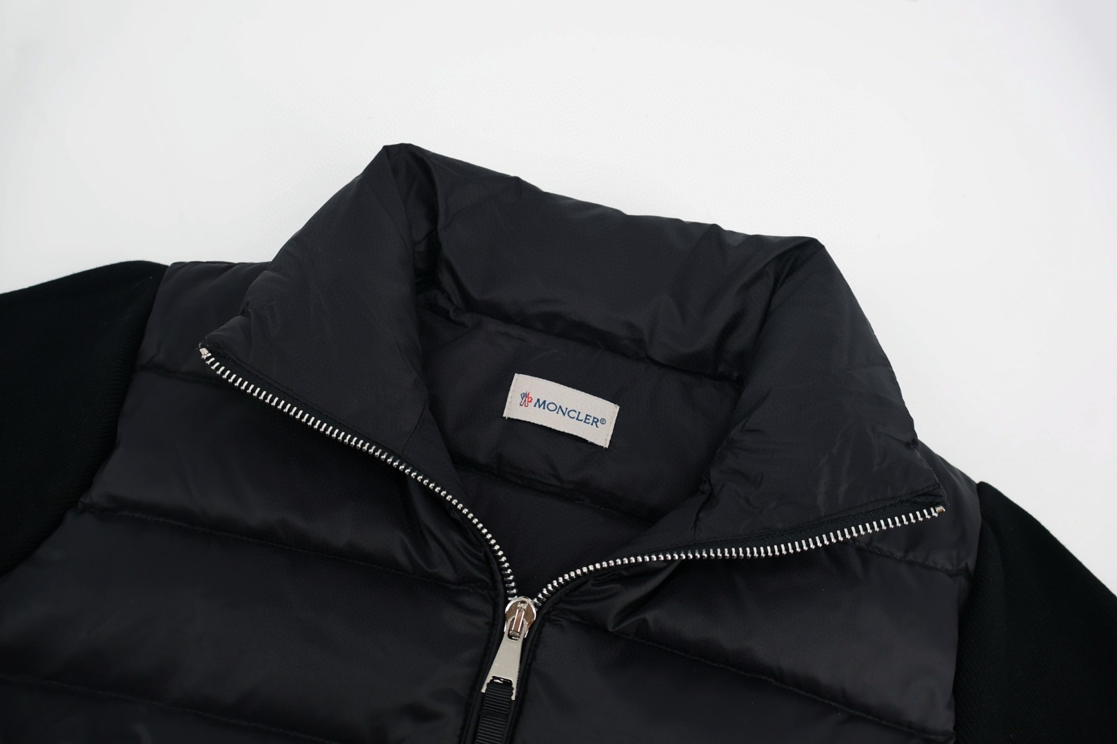 Moncler 蒙口 毛织拼接羽绒服 夹克 保暖 外套 女款 黑色 白色 C5 G20939B00030M1131030