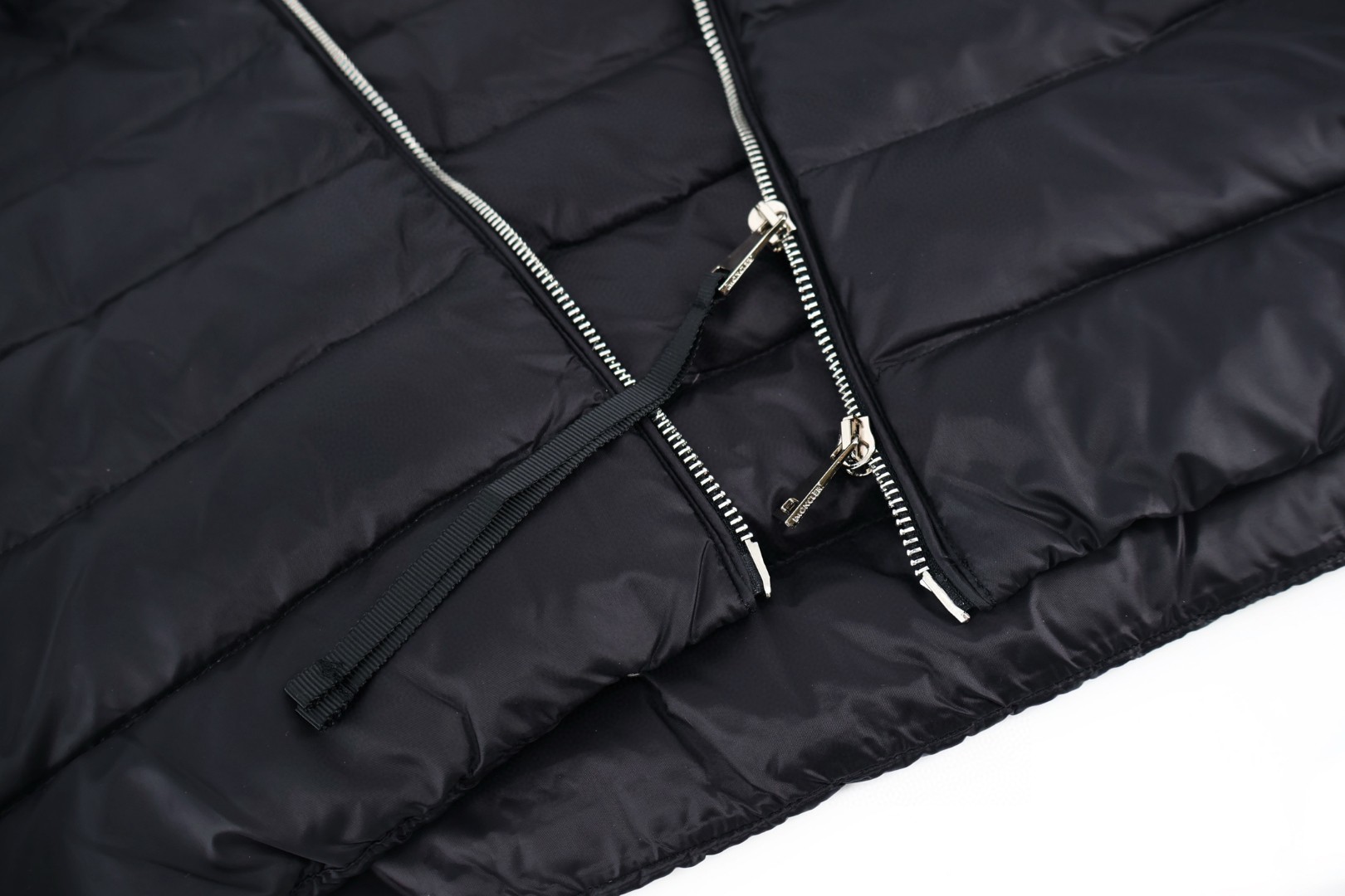 Moncler 蒙口 毛织拼接羽绒服 夹克 保暖 外套 女款 黑色 白色 C5 G20939B00030M1131030