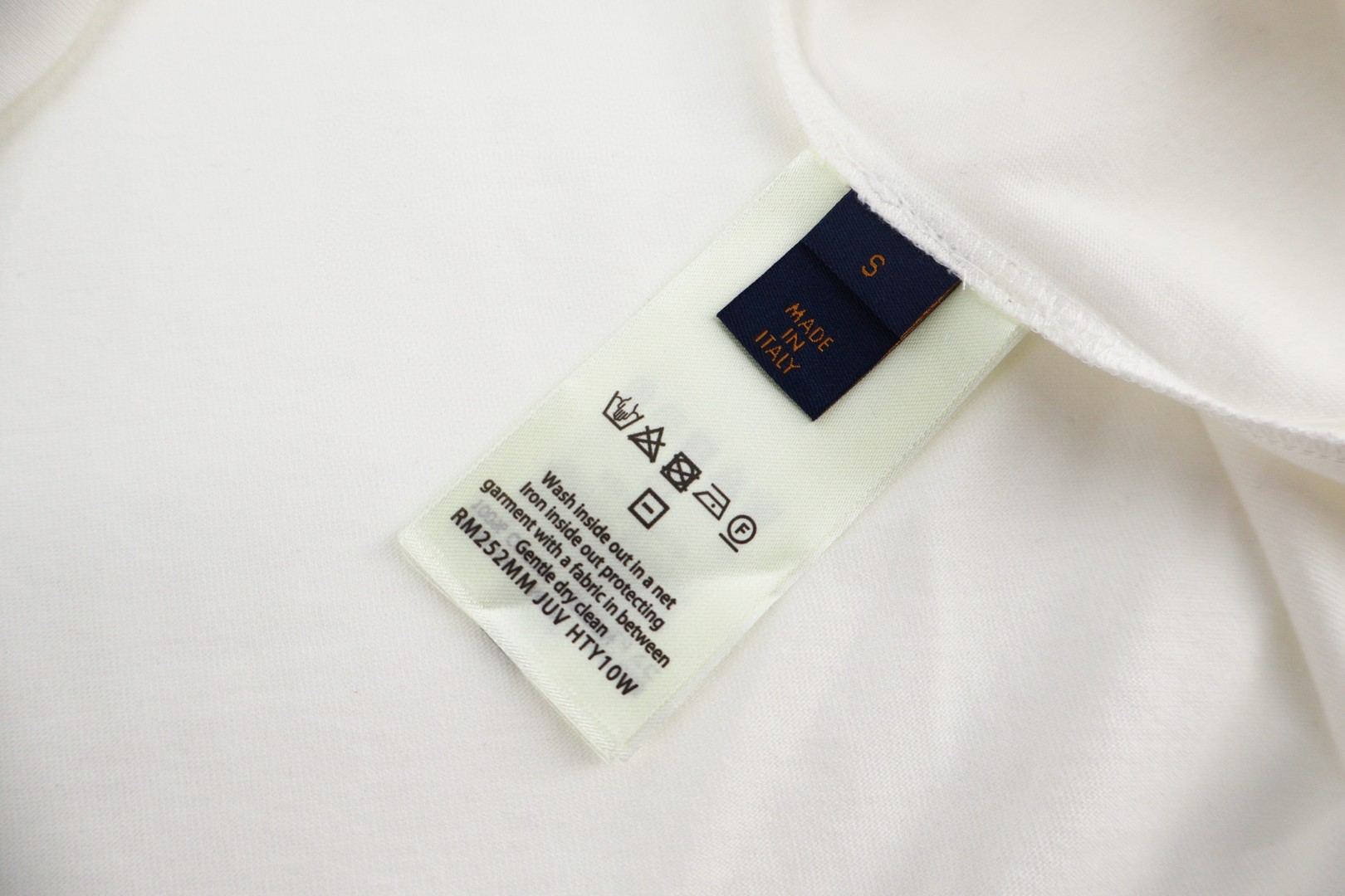 LOUIS VUITTON 路易威登 LV 立体刺绣T恤 短袖 白色 A2 1AJCSO