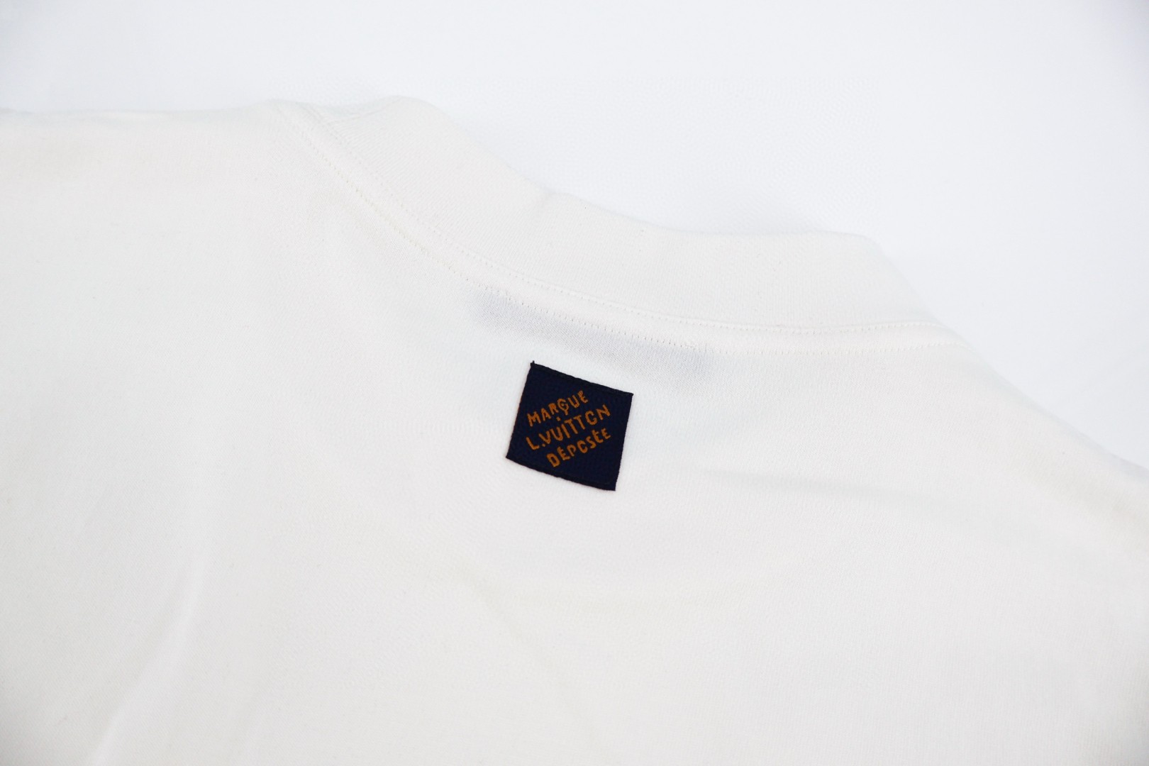 LOUIS VUITTON 路易威登 LV 立体刺绣T恤 短袖 白色 A2 1AJCSO