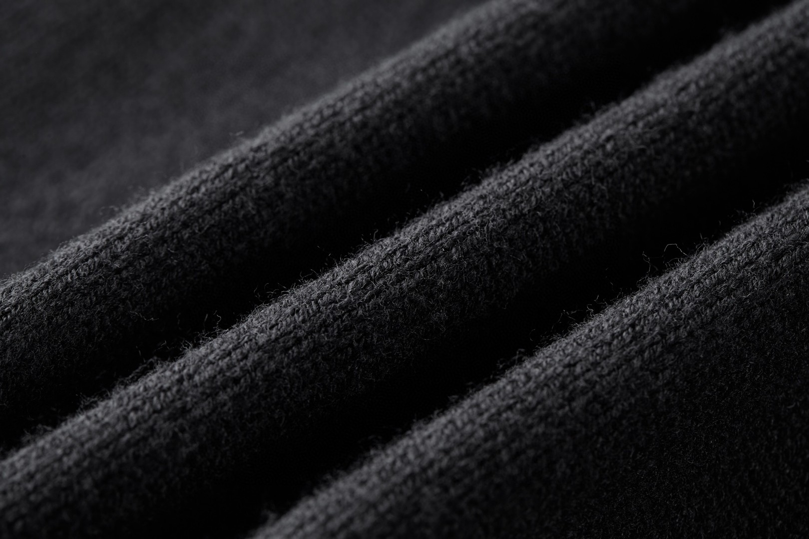 GUCCl 古驰 签名logo嵌花圆领毛衣 针织衫 外套 长袖 黑色 蓝色 灰色 B0 795347-XKD74-1423