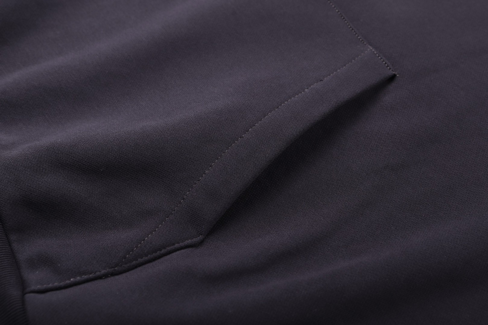 LOUIS VUITTON 路易威登 串珠装饰连帽卫衣 帽衫 外套 黑色 B0 1AJCFP