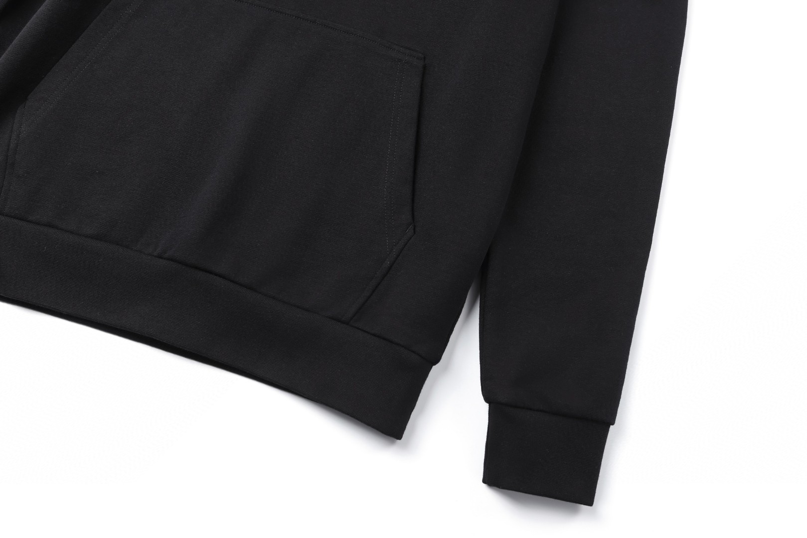 Moncler 蒙口 背面标识连帽卫衣 秋冬 外套 黑色 B0 K20918G0005389AZY999