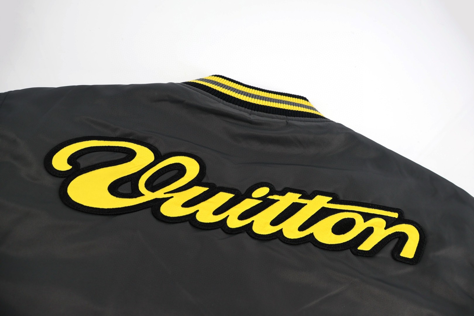 LOUIS VUITTON 路易威登 黄花棒球服外套 夹克 C5 1AIMOE