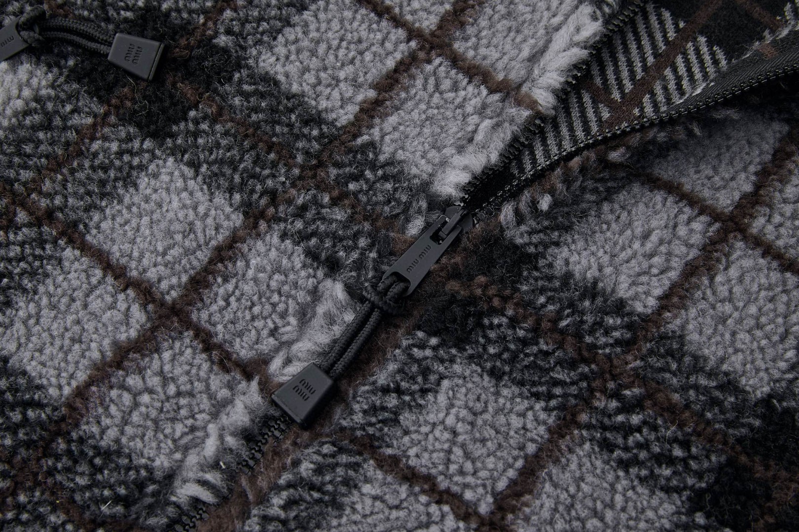 MIU MIU 缪缪 泰迪羊羔绒格子刺绣拉链外套 夹克 长袖 灰色 C0 MJL042-18ZQ-F0BD9-S-OOO