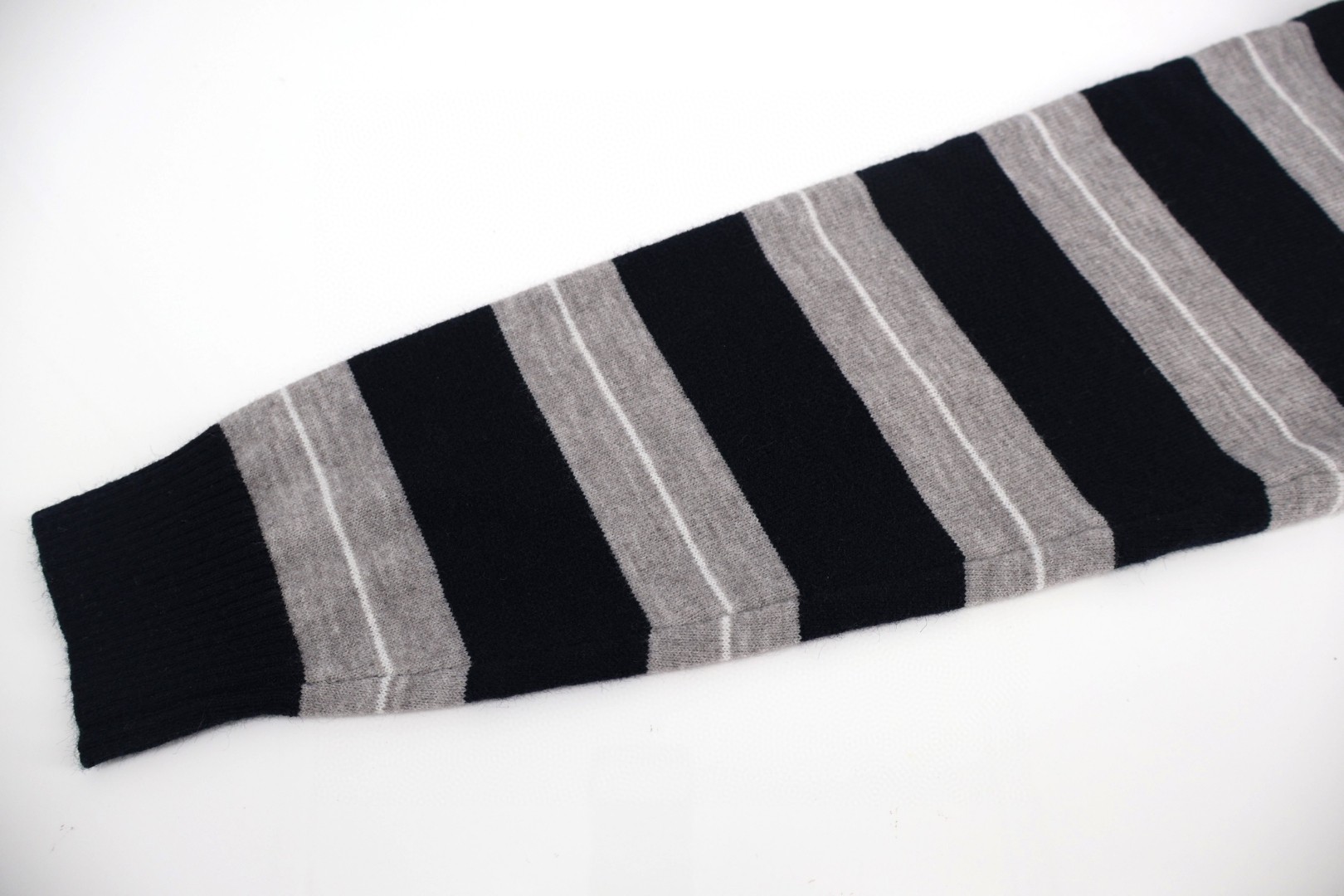 MIU MIU 缪缪 条纹半拉链针织Polo衫 毛衣 卫衣 外套 长袖 蓝色 B0 MML02H-181S-F0008-S-OOO