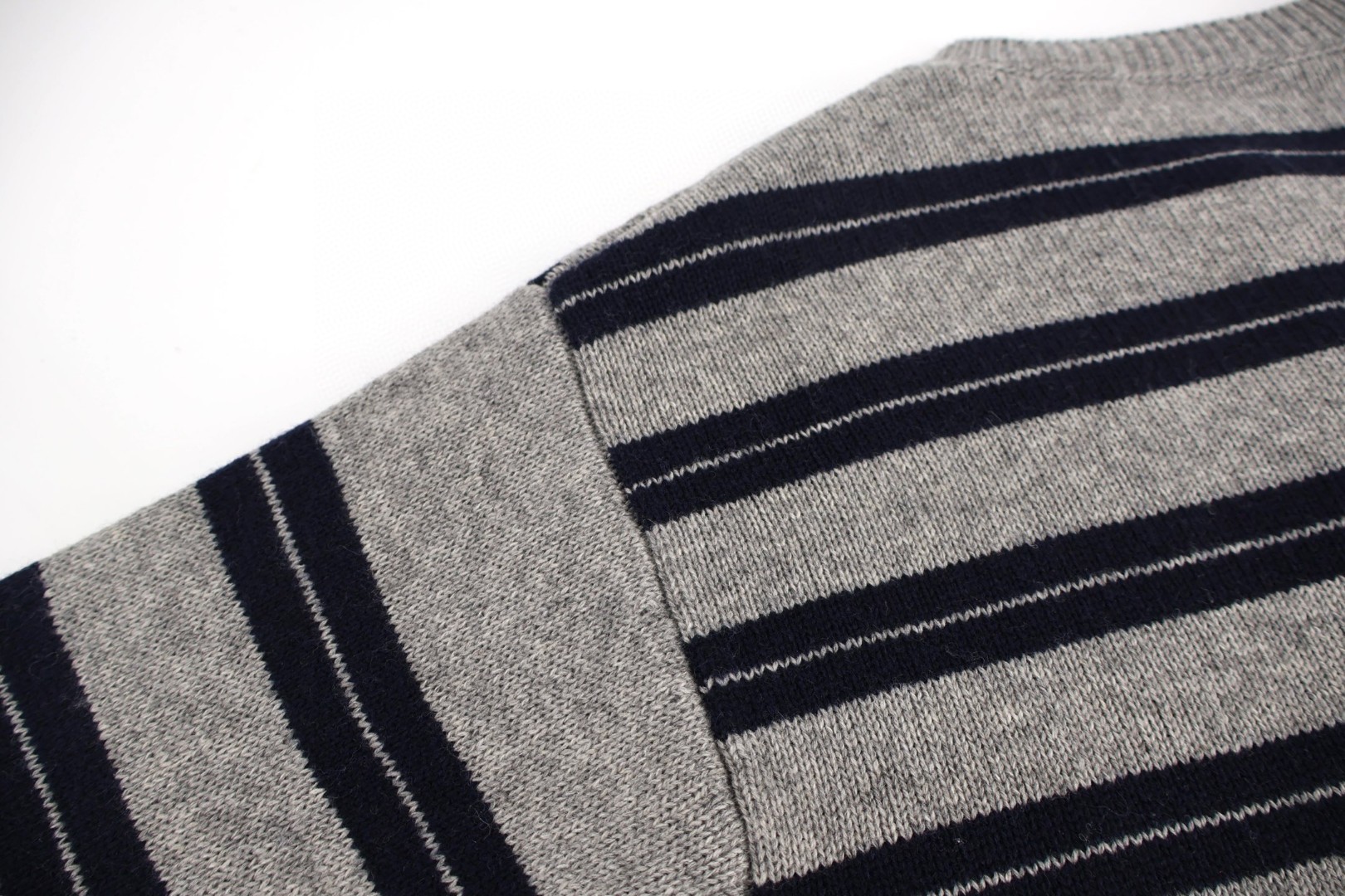 MIU MIU 缪缪 羊毛条纹撞色开衫 毛衣 针织衫 长袖 灰色 C5 MMF899-15NQ-F0MZQ-S-OOO