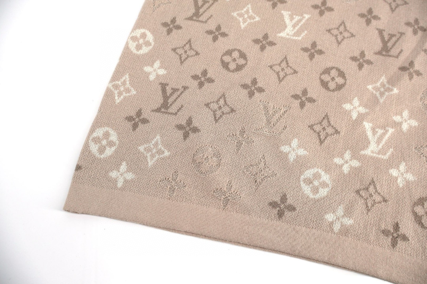 LOUIS VUITTON 路易威登 LV 暗纹老花提花T恤 短袖 A5