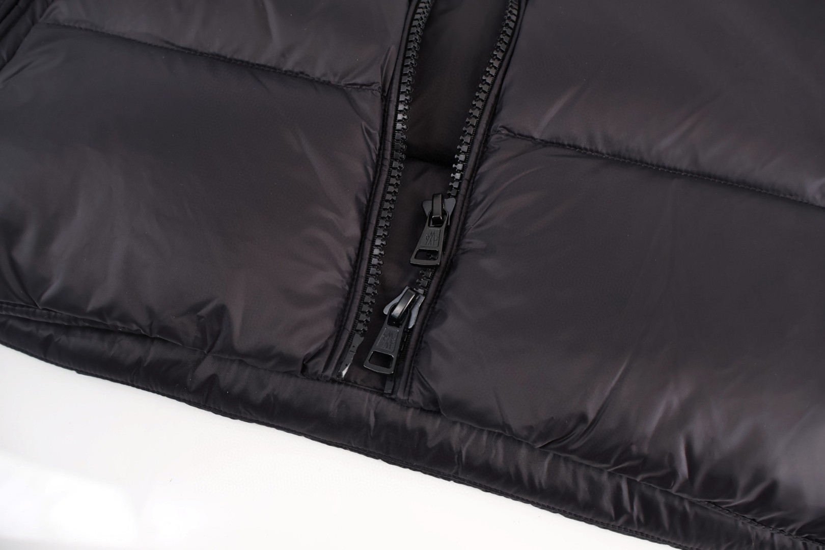 Moncler 蒙口 Citala 系列徽标贴布立领羽绒服 保暖 外套 蓝色 黑色 E0 J20911A000745396L71G