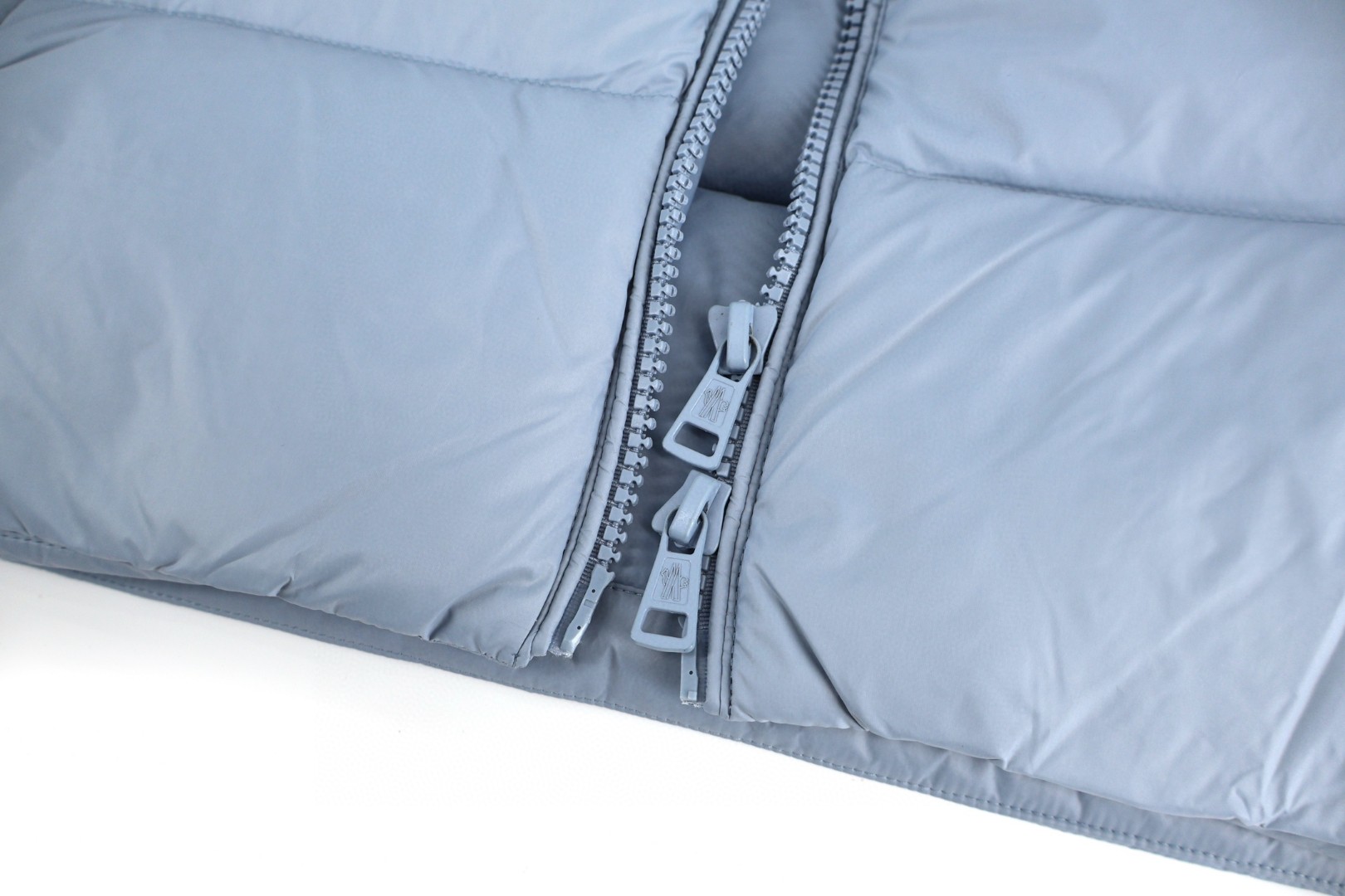 Moncler 蒙口 Citala 系列徽标贴布立领羽绒服 保暖 外套 蓝色 黑色 E0 J20911A000745396L71G