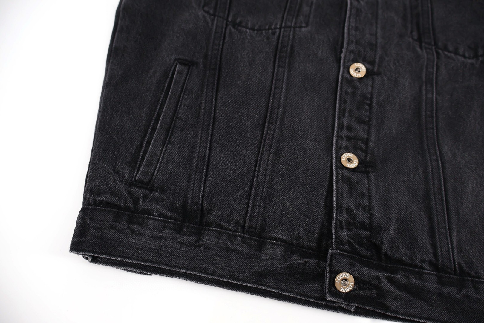 Loewe 罗意威 手臂刺绣牛仔外套 牛仔衣 夹克 长袖 秋冬 蓝色 黑色 C0 H526Y50W41-5320