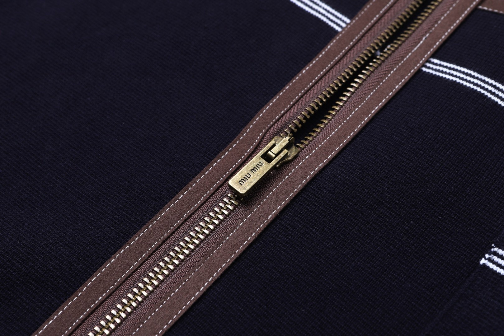 MIU MIU 缪缪 翻领皮革徽标拉链外套 夹克 长袖 保暖 棕蓝色 C0 MMJ149-18HN-F057W-S-OOO