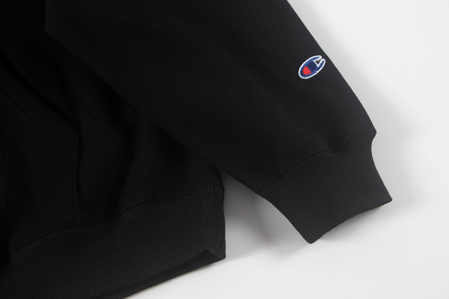 WTAPS Champion 联名冠军连帽卫衣 长袖 灰色 黑色 B0 242HBCHD-CSM04S