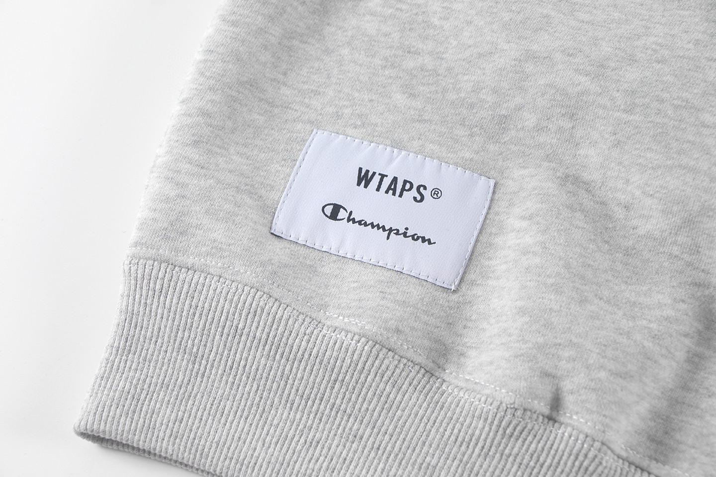 WTAPS Champion 联名冠军套头卫衣 长袖 灰色 黑色 A5 242HBCHD-CSM03S