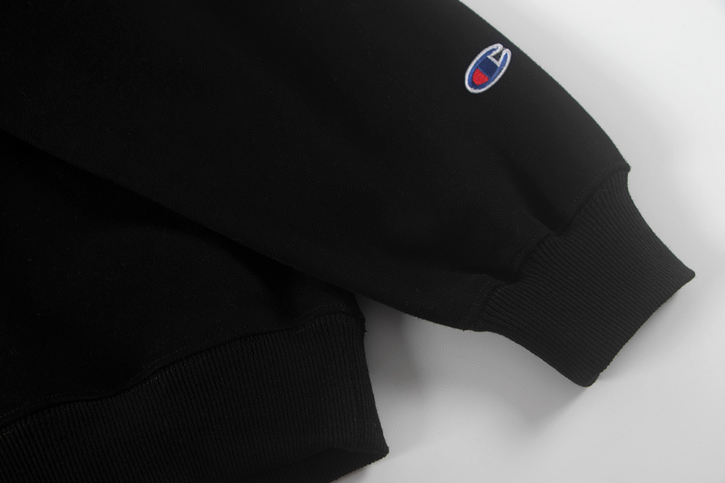 WTAPS Champion 联名冠军套头卫衣 长袖 灰色 黑色 A5 242HBCHD-CSM03S