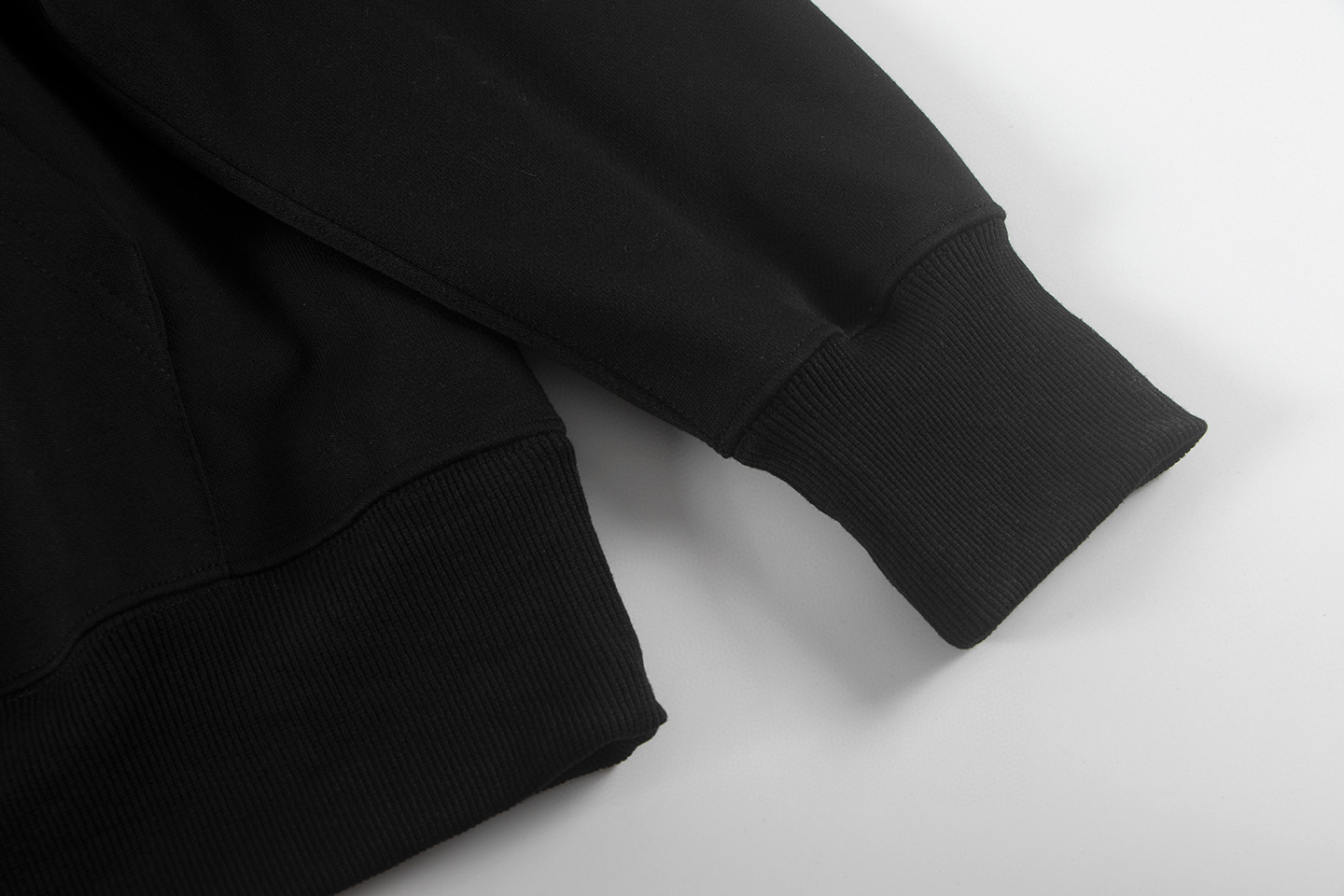 WTAPS Sacai 联名连帽卫衣 长袖 黑色 白色 B0 2423234D-CSM01S