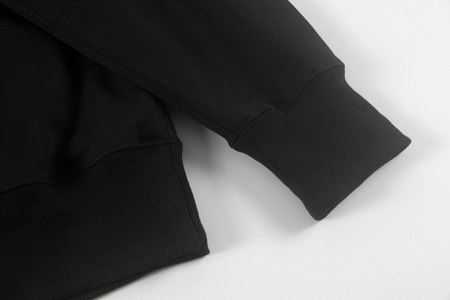 WTAPS Sacai 联名圆领卫衣 长袖 黑色 白色 A5 2423234D-CSM02S