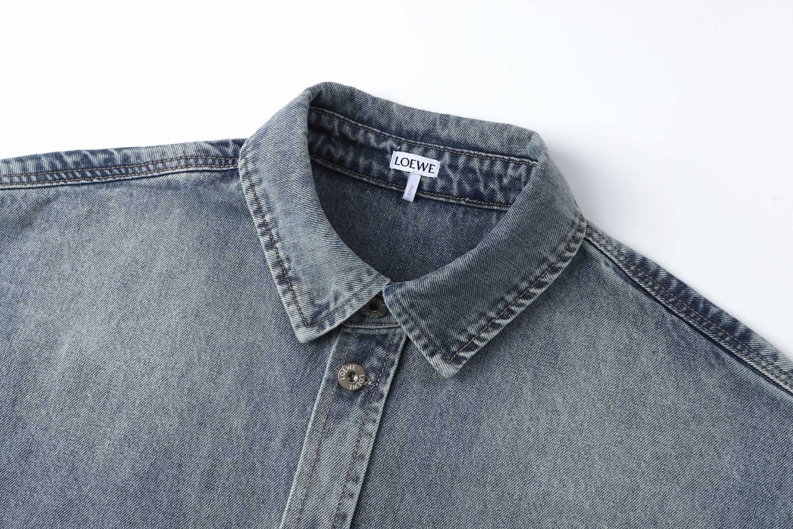 Loewe 罗意威 手臂激光烧花牛仔衬衫 牛仔衣 外套 长袖 秋冬 蓝色 B5 H526Y1DW13-6395