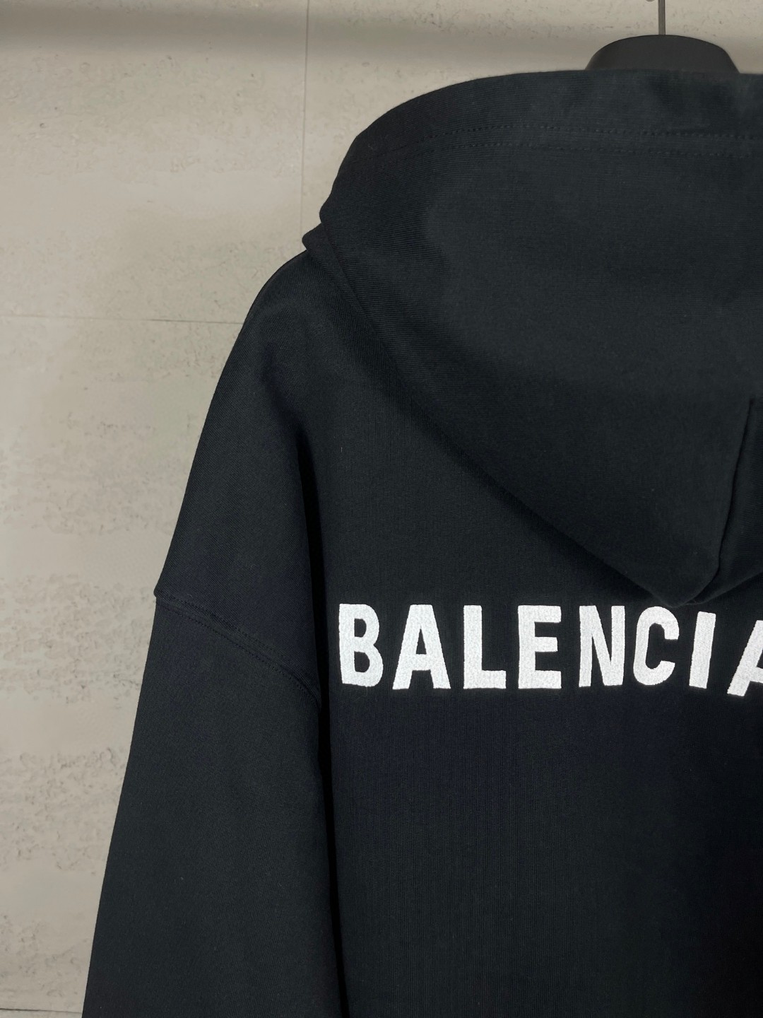 Balenciaga 巴黎世家 logo刺绣Polo领襟连帽卫衣 外套 长袖 黑色 B0 827939TTVJ21569
