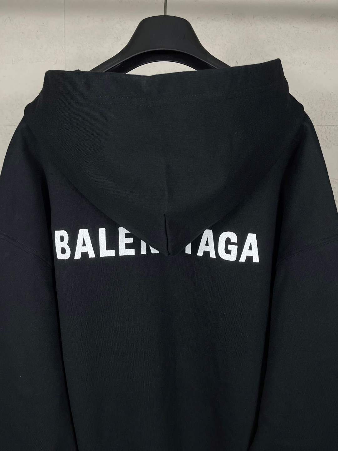 Balenciaga 巴黎世家 logo刺绣Polo领襟连帽卫衣 外套 长袖 黑色 B0 827939TTVJ21569