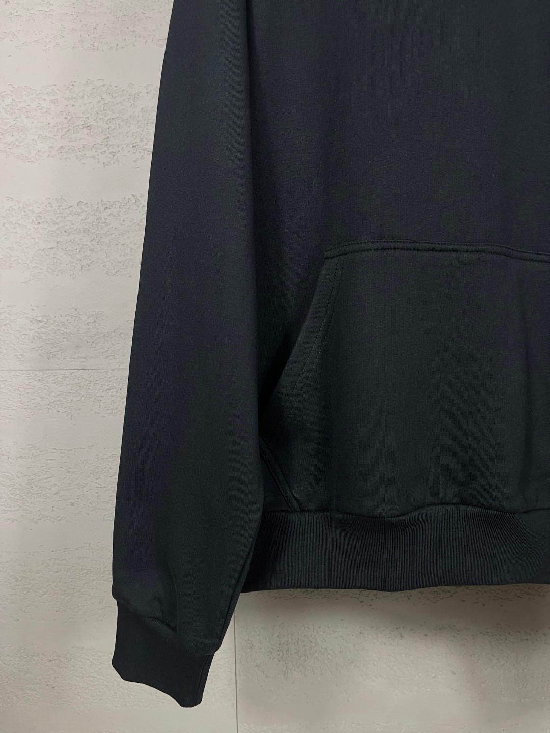 Balenciaga 巴黎世家 logo刺绣Polo领襟连帽卫衣 外套 长袖 黑色 B0 827939TTVJ21569