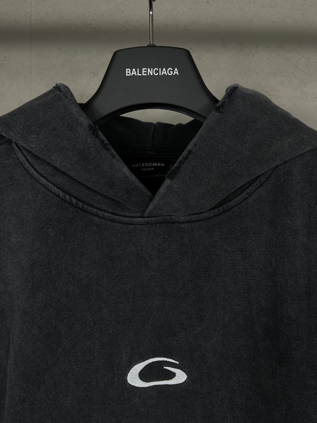 Balenciaga 巴黎世家 美纹纸胶带直喷印花连帽卫衣 外套 长袖 黑色 B0 744441TTVE69374