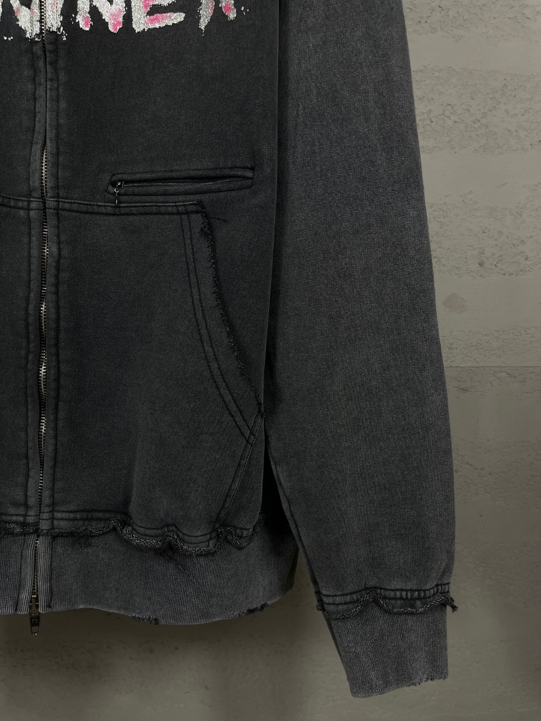 Balenciaga 巴黎世家 字母艺术金银粉印花拉链连帽卫衣 外套 长袖 黑色 B0 808227TSVC31041